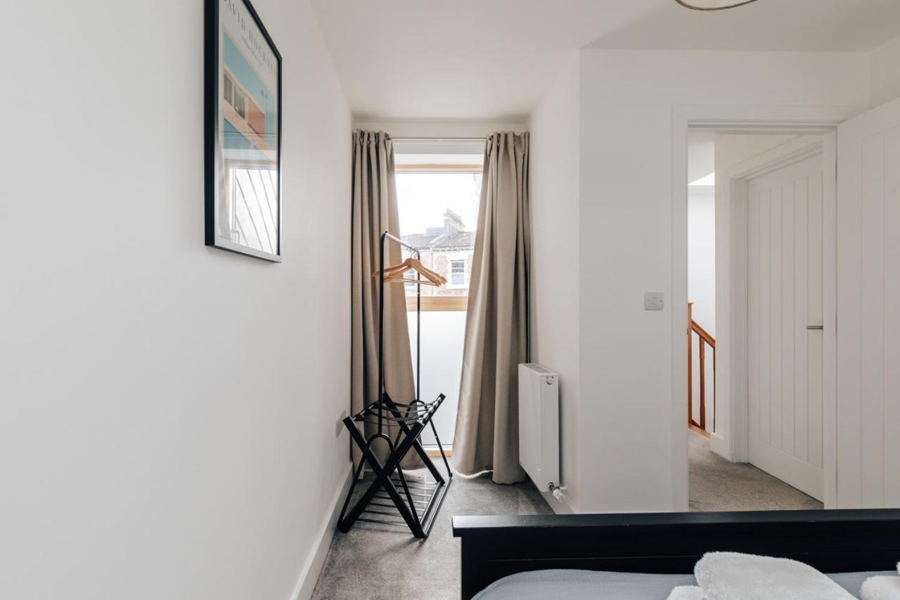Redland Stay In Bespoke Home 2 Of 2 Бристол Екстериор снимка