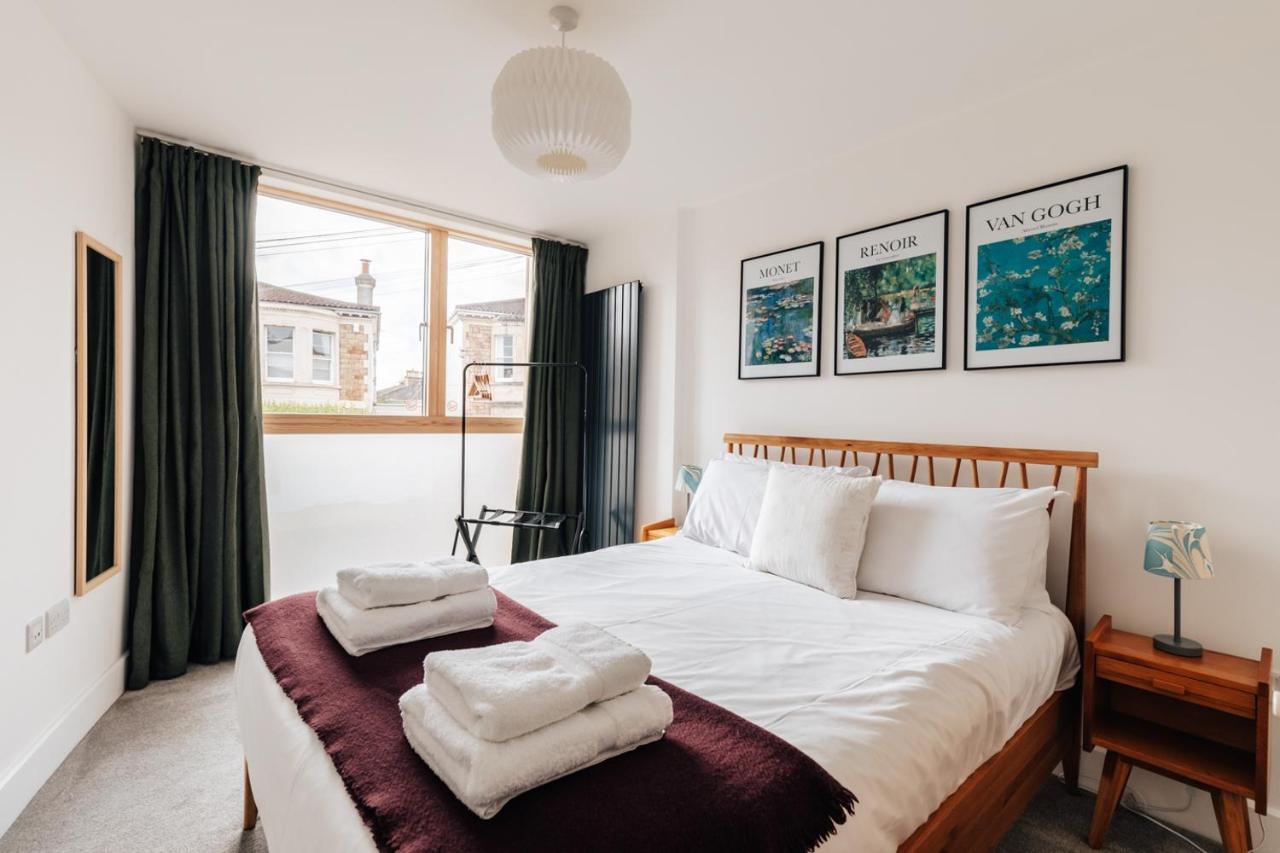 Redland Stay In Bespoke Home 2 Of 2 Бристол Екстериор снимка